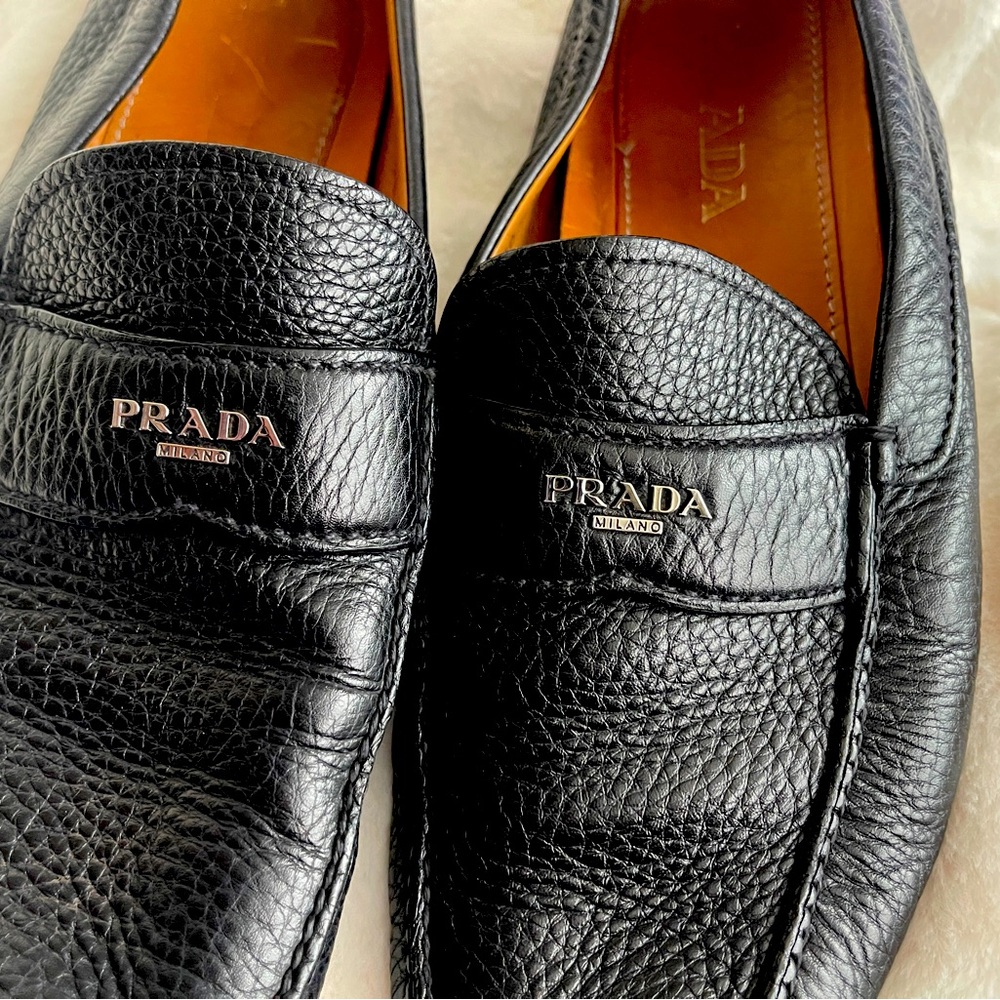 SOLD PRADA Men’s Black Saffiano Leather Driver Loafer Size 8 Authentic
